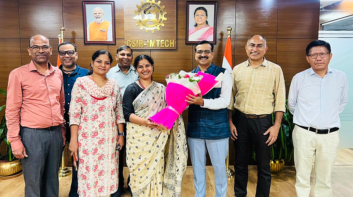 ILS भुवनेश्वर के डायरेक्टर डॉ. देबाशीष दास ने साइंटिफिक फैकल्टी से बातचीत करने के लिए CSIR-IMTECH का दौरा किया